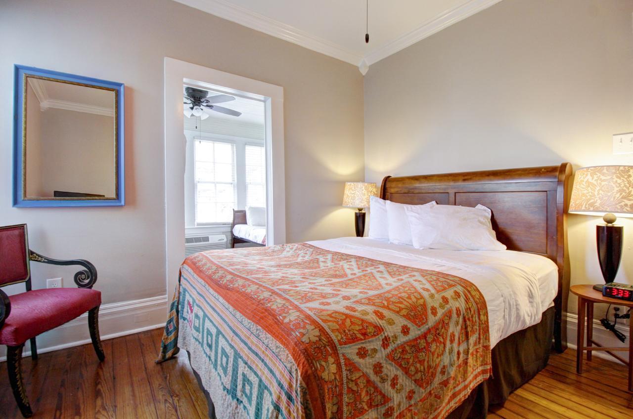 Inn On The Riverwalk Сан Антонио Екстериор снимка
